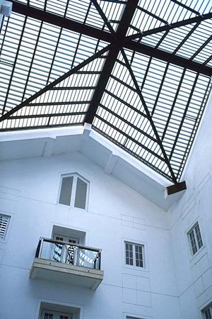 福岡で理想の賃貸物件を見つけるならドリームステージ天神本店｜充実の物件情報と便利なサービス提供